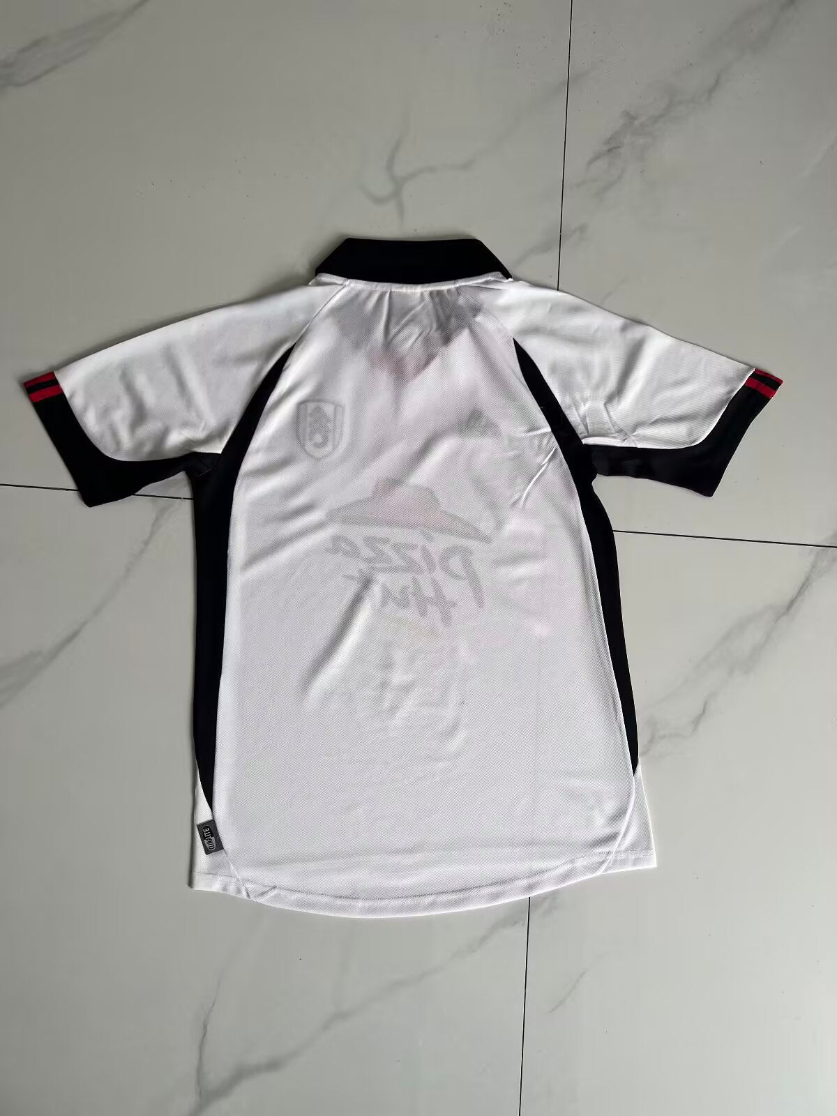 Retro Fulham 2001/2002 Home Fan Version Football Jersey