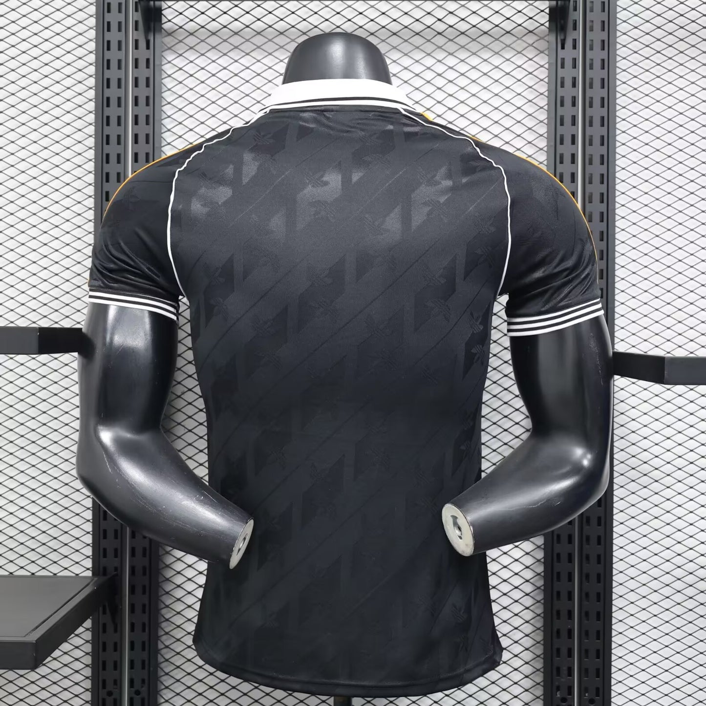 Retro Real Madrid 2025/2026 Fan Version Football Jersey