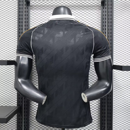 Retro Real Madrid 2025/2026 Fan Version Football Jersey