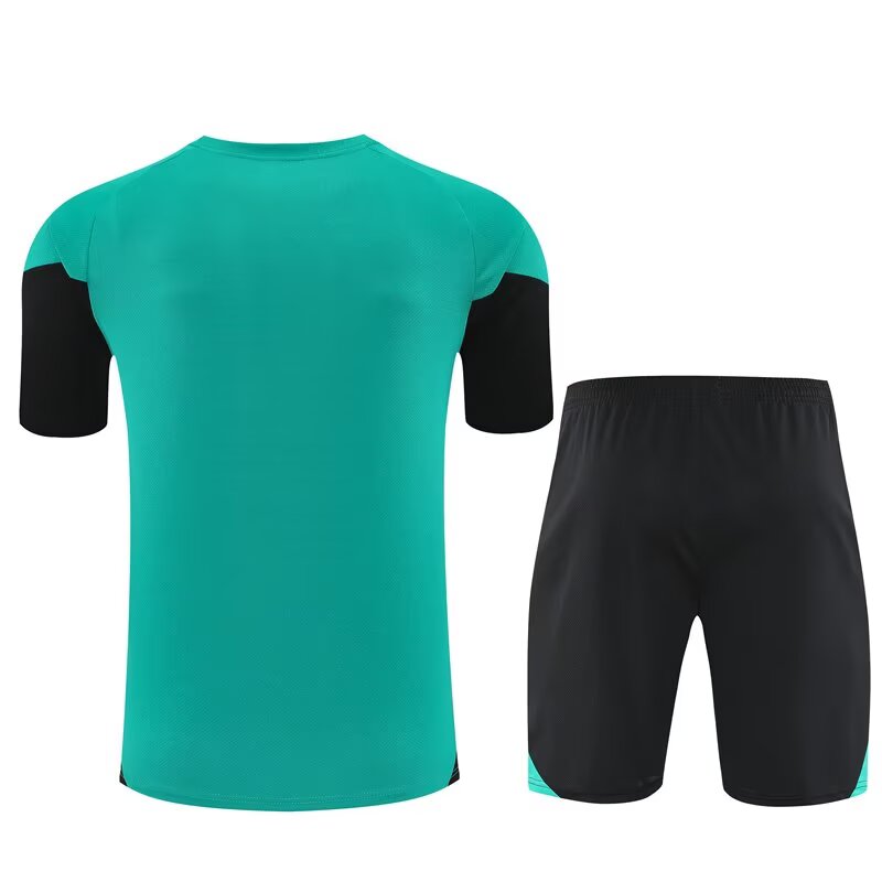 Liverpool 2025/2026 Kids Fan Version Tracksuit