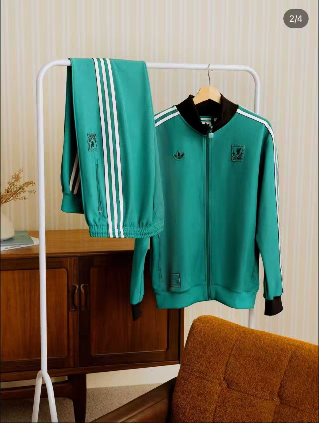 Retro Liverpool 2025/2026 Jacket