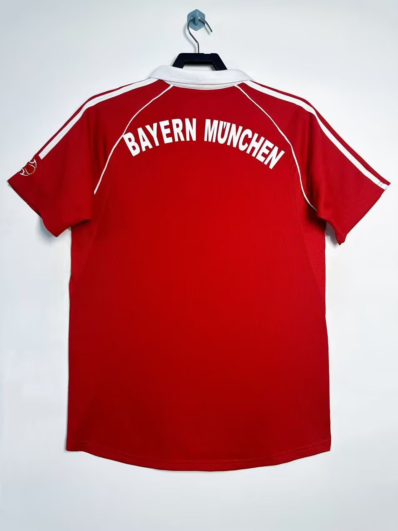 Retro Bayern Munich 2006/2007 Home Football Jersey
