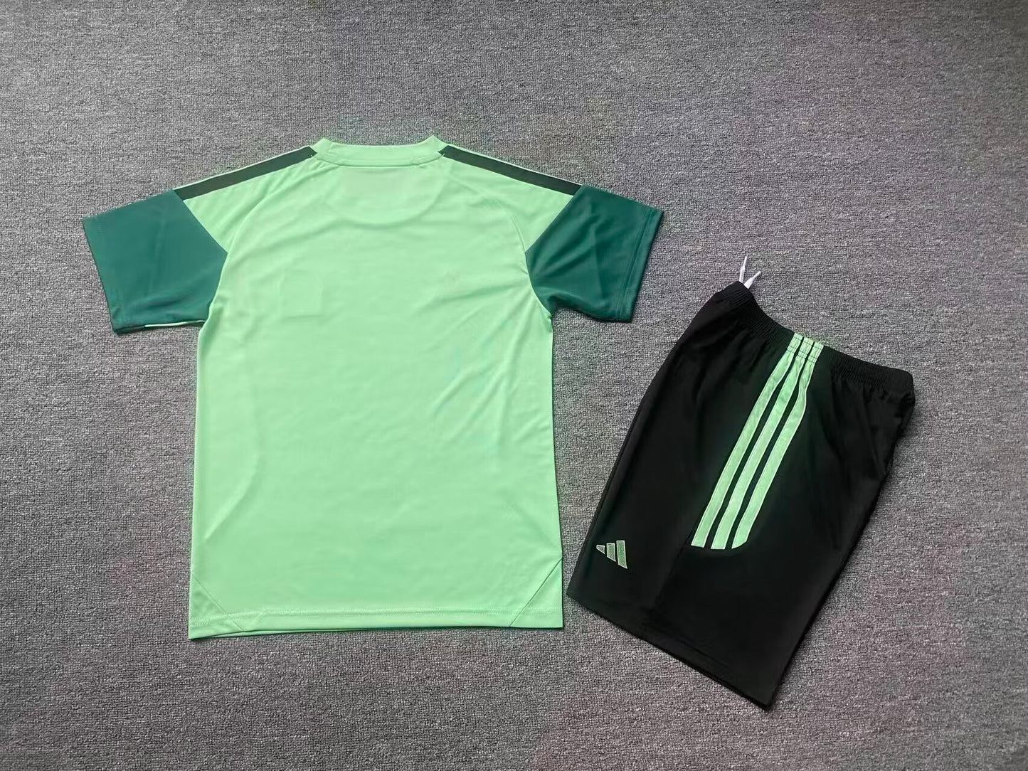 Kids jerseys 2026/2027 Kids Tracksuit