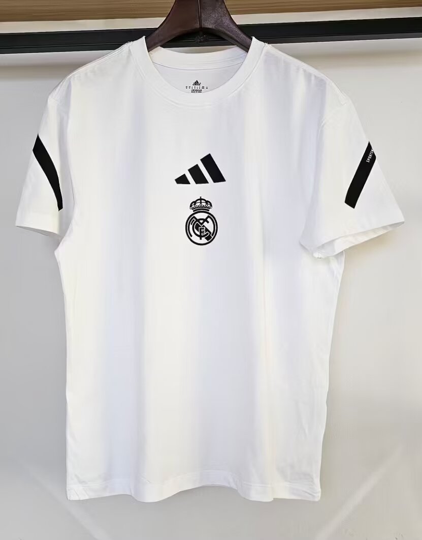 Real Madrid 2025/2026 Fan Version Football Jersey