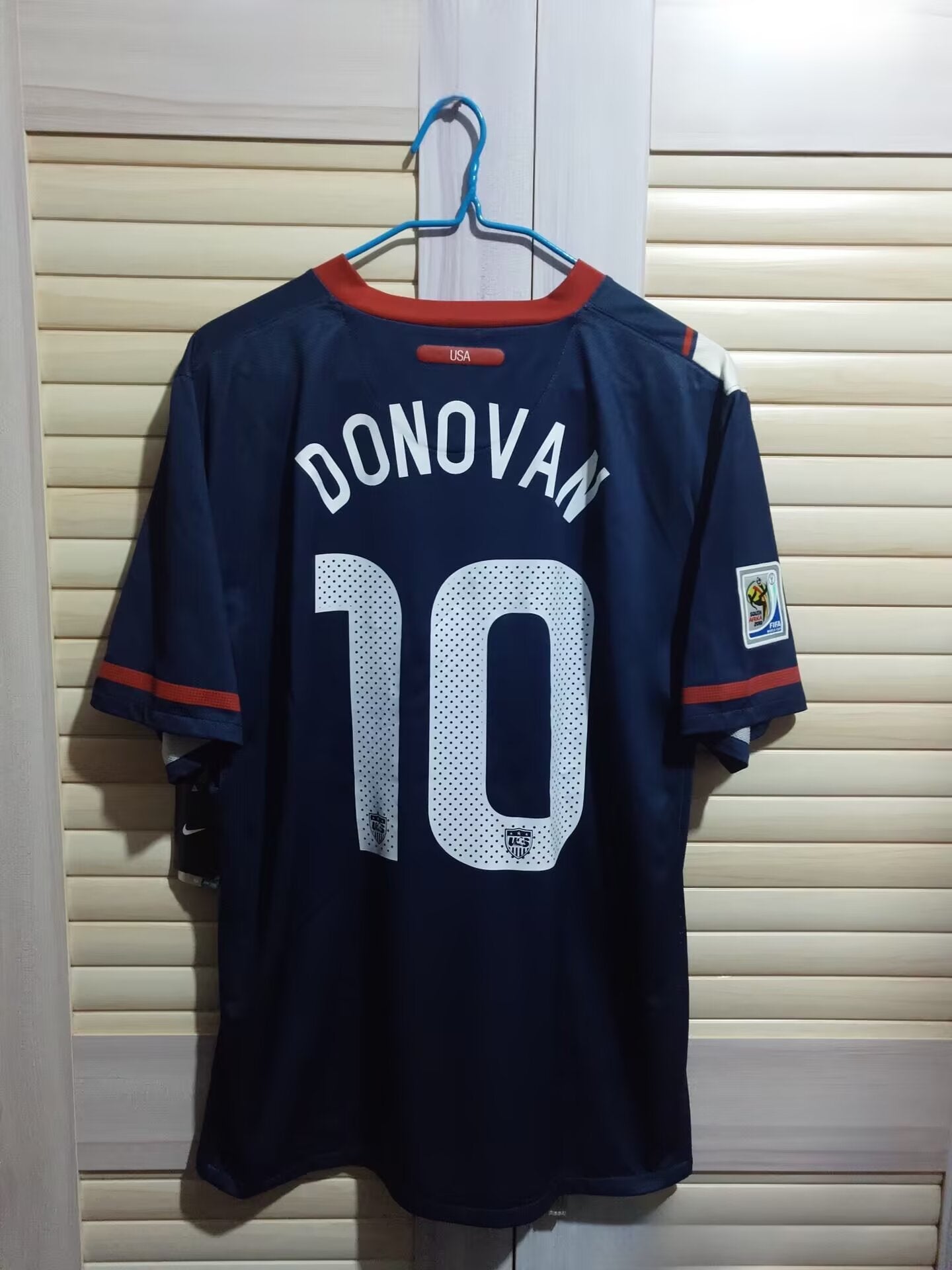 Retro USA 2010 Away Fan Version Football Jersey