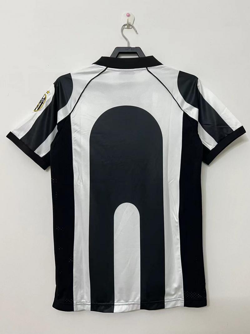 Retro Juventus 1997/1998 Home Football Jersey