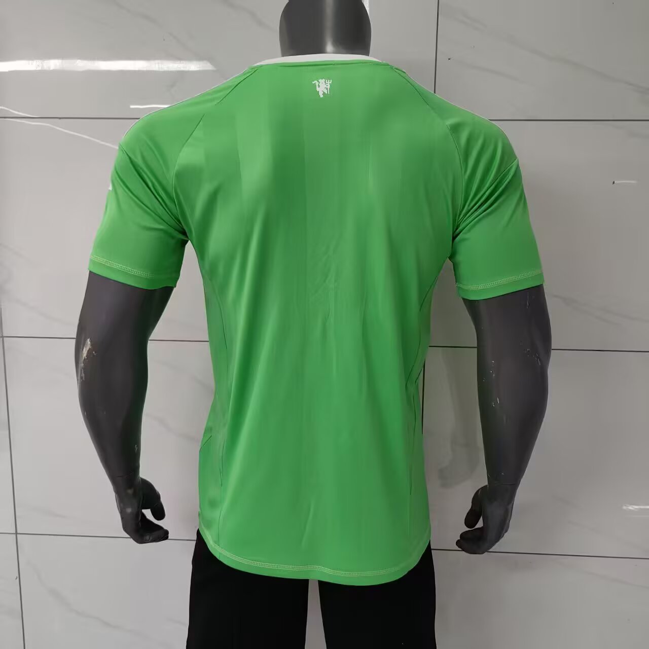 Manchester United 2025/2026 Goalkeeper Fan Version Football Jersey