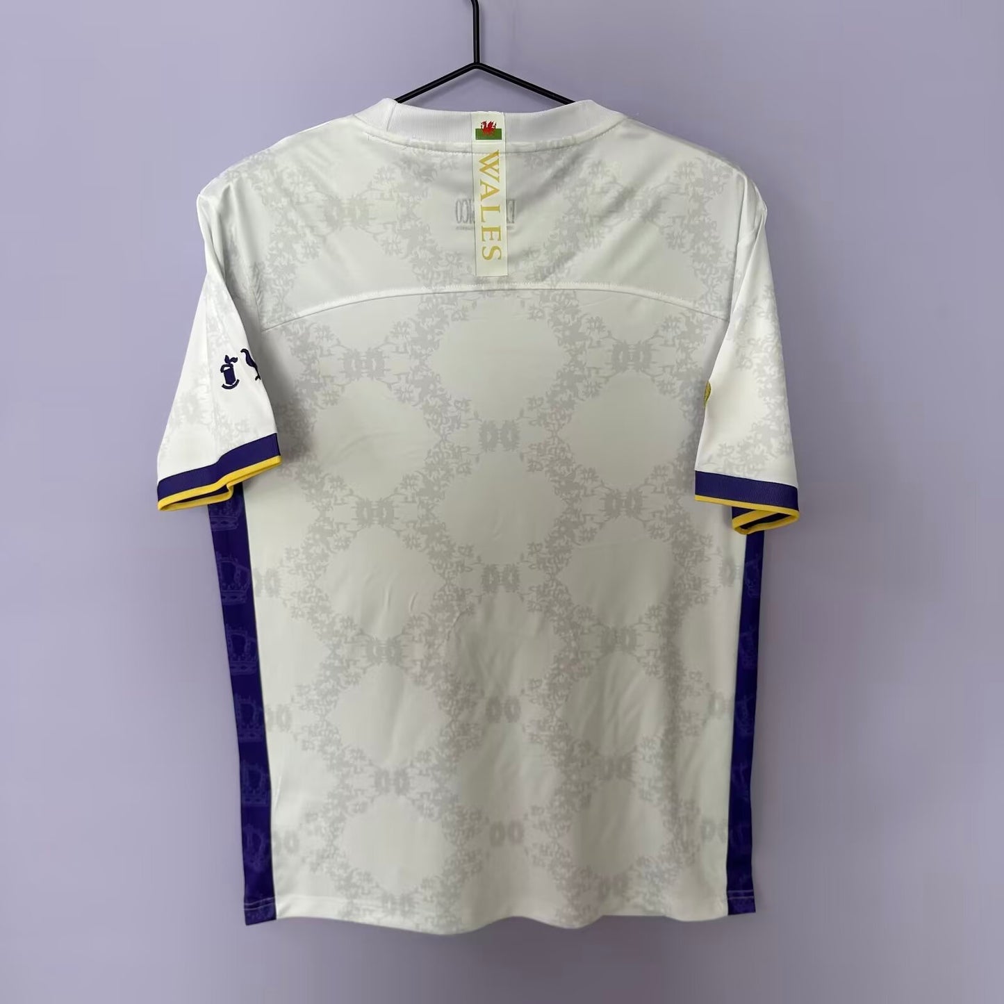 Real Madrid 2024/2025 Fan Version Football Jersey