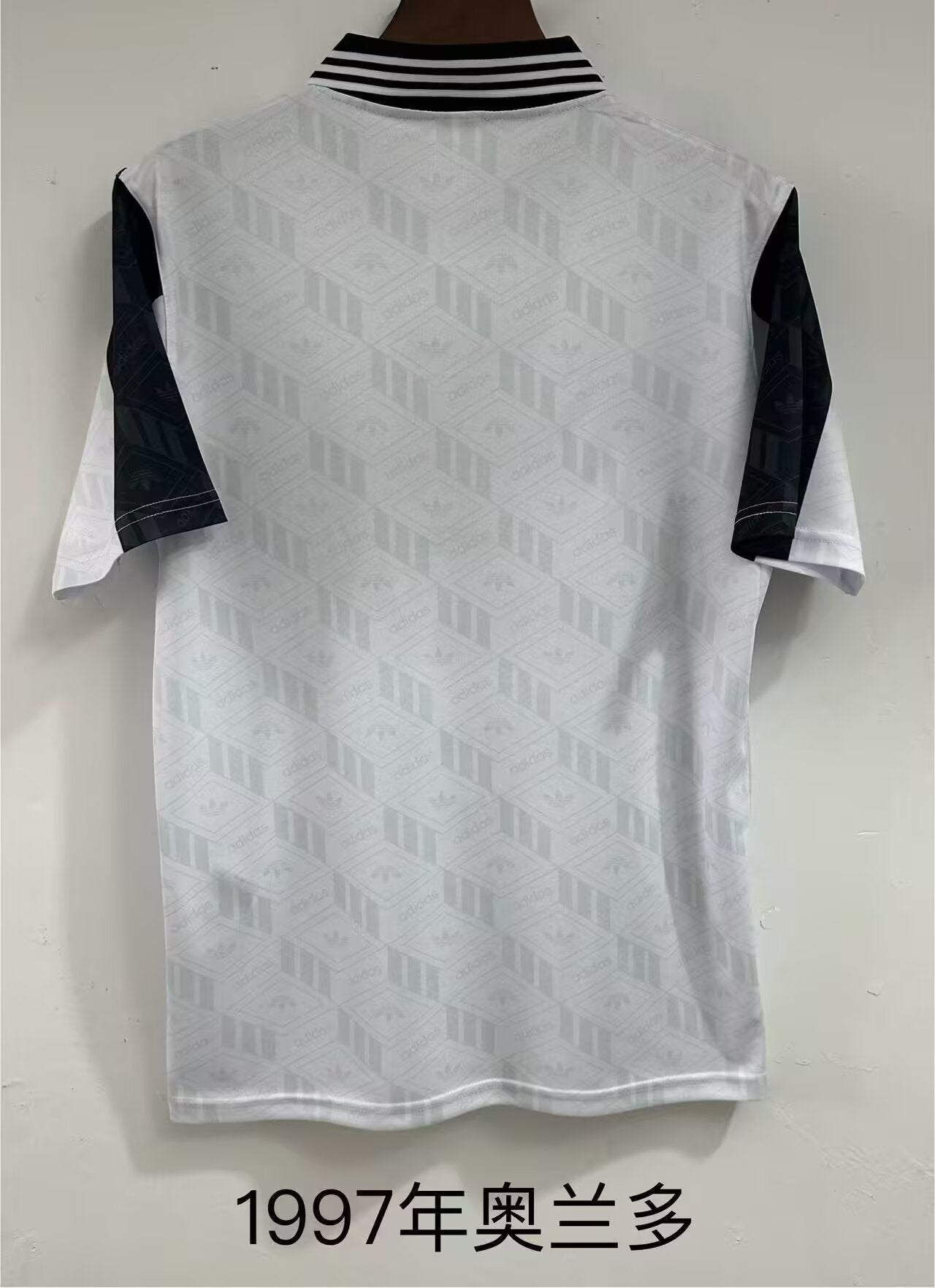 Retro Orlando Pirates 2024/2025 Away Fan Version Football Jersey