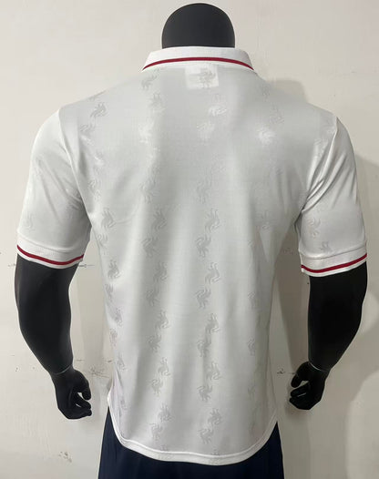 Retro Liverpool 1996/1997 Football Jersey