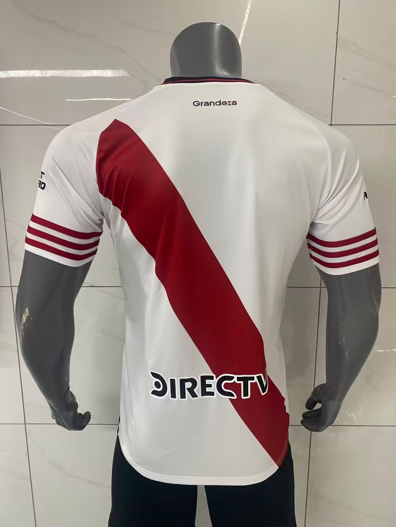 River Plate 2025/2026 Home Fan Version Football Jersey