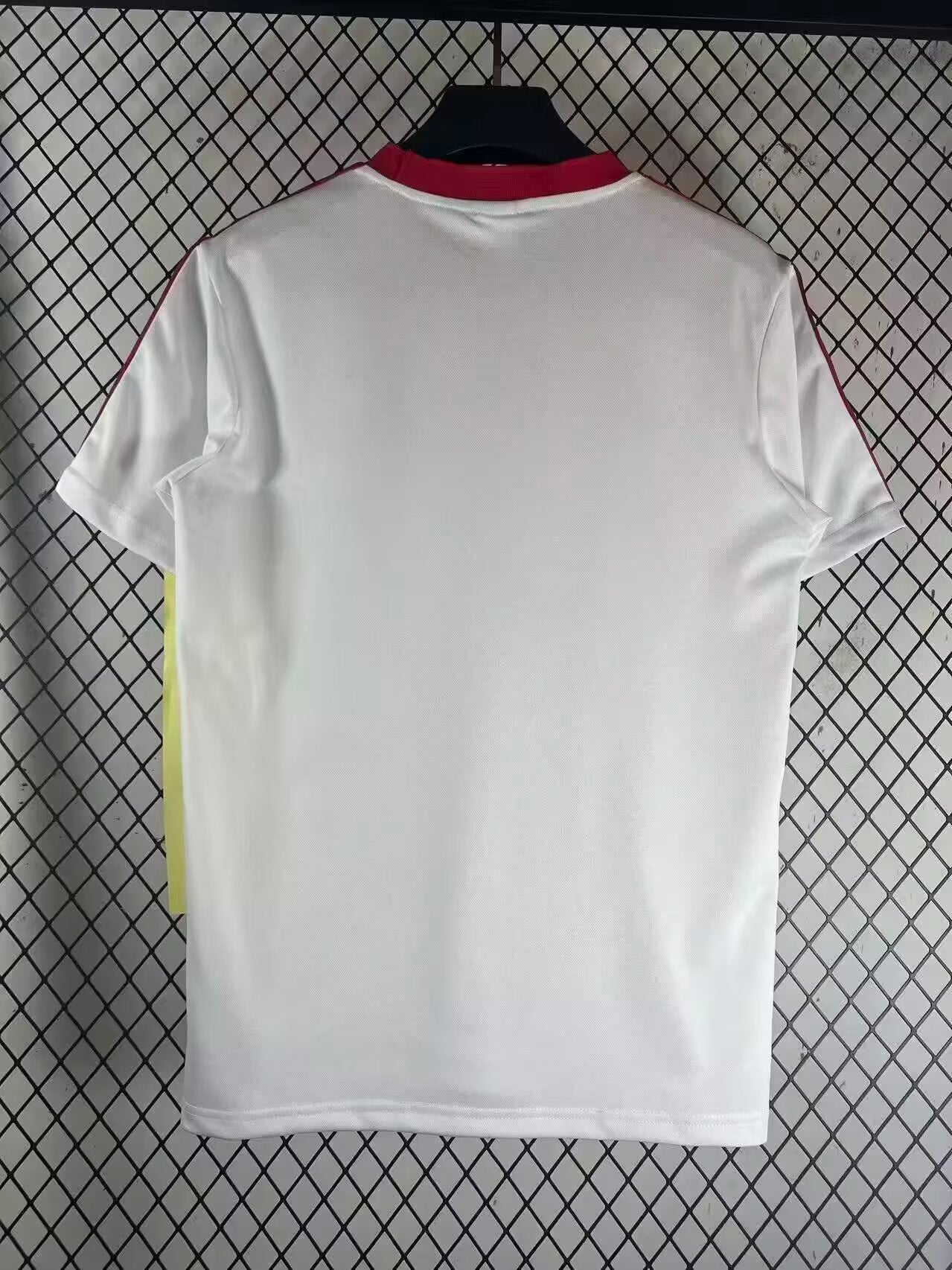 Retro Liverpool 2026/2027 Football Jersey