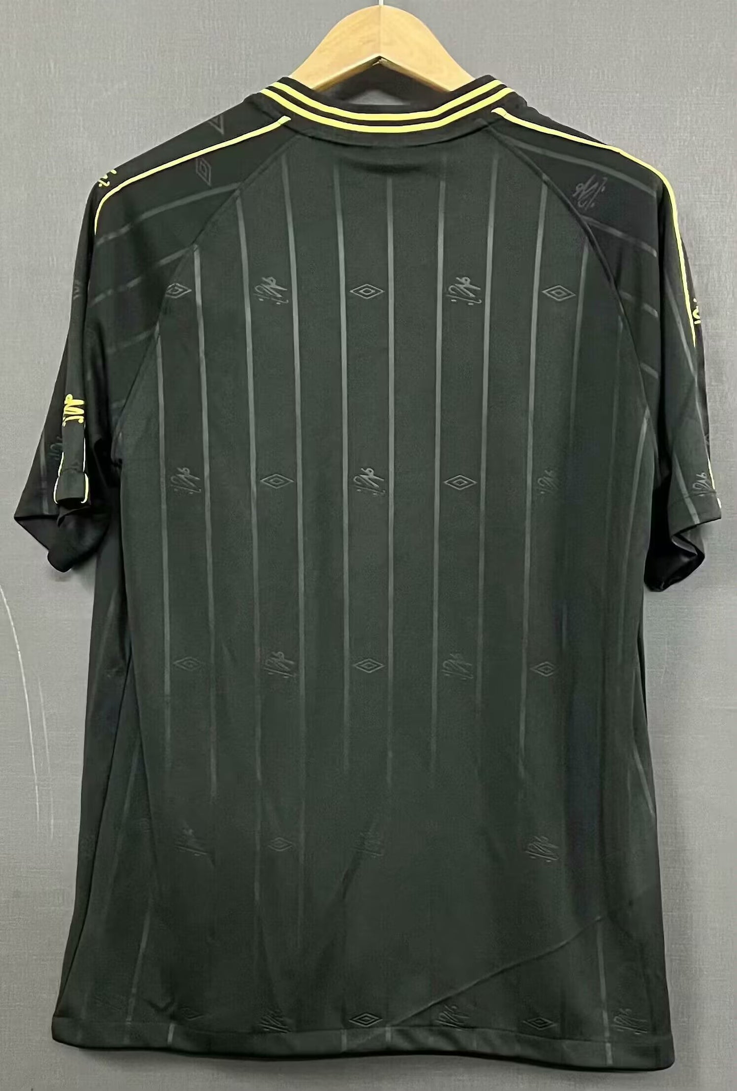 Santos 2025/2026 Fan Version Football Jersey