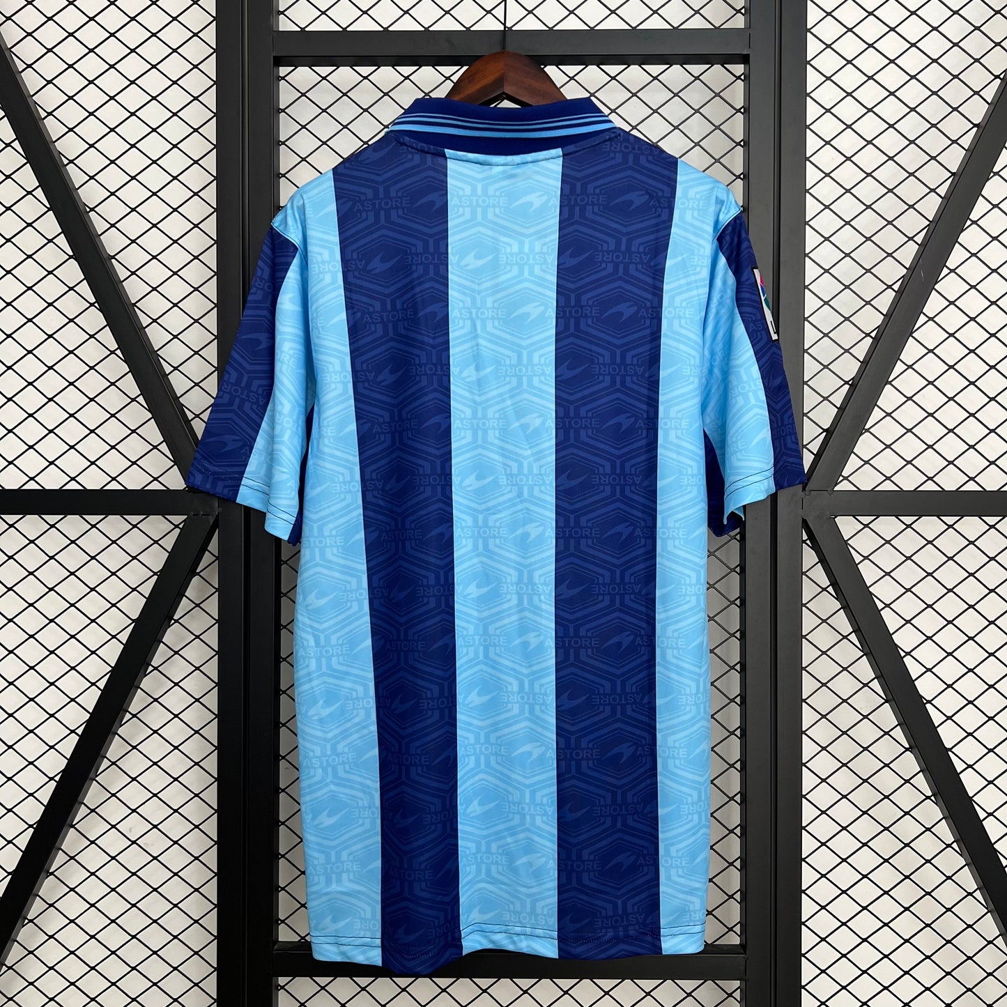 Retro Barcelona 2002/2003 Third Football Jersey