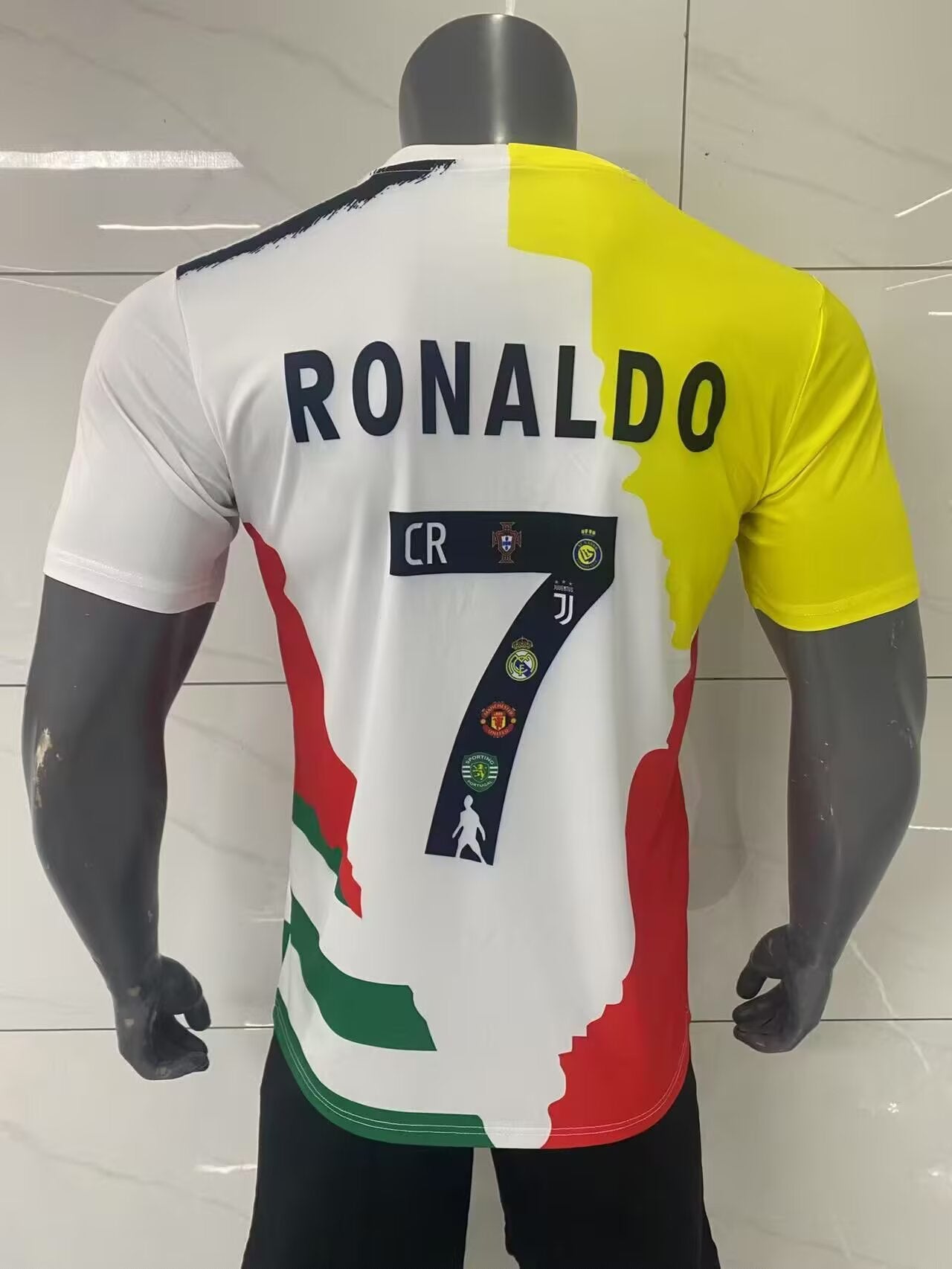 Real Madrid 2025/2026 Fan Version Football Jersey