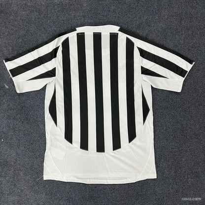 Retro Juventus 2003/2004 Home Football Jersey