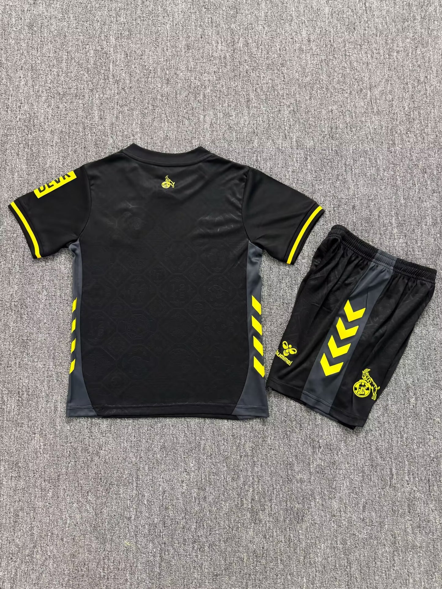 Frankfurt 2025/2026 Kids Third Away Fan Version Football Jersey