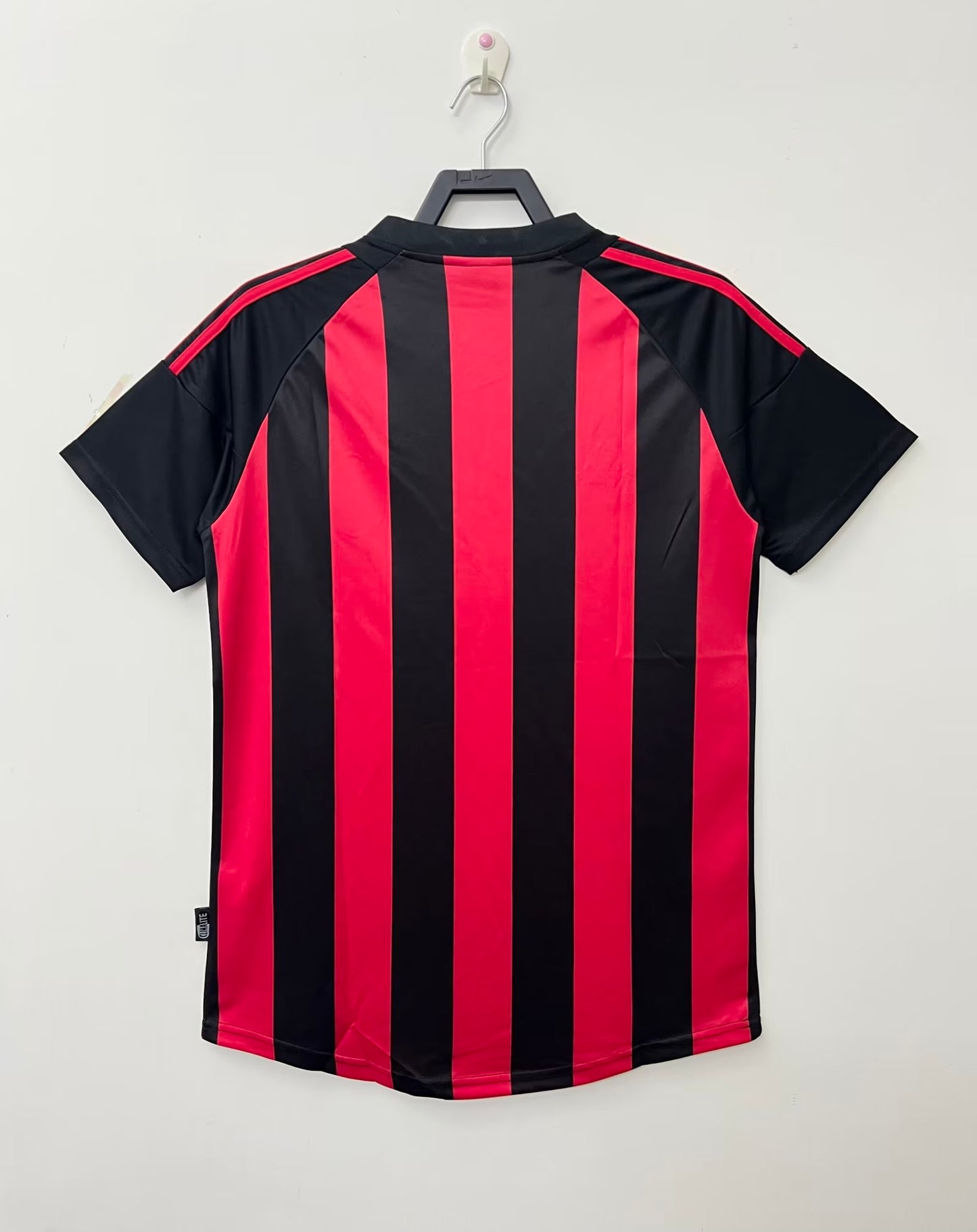 Retro AC Milan 2002/2003 Home Football Jersey