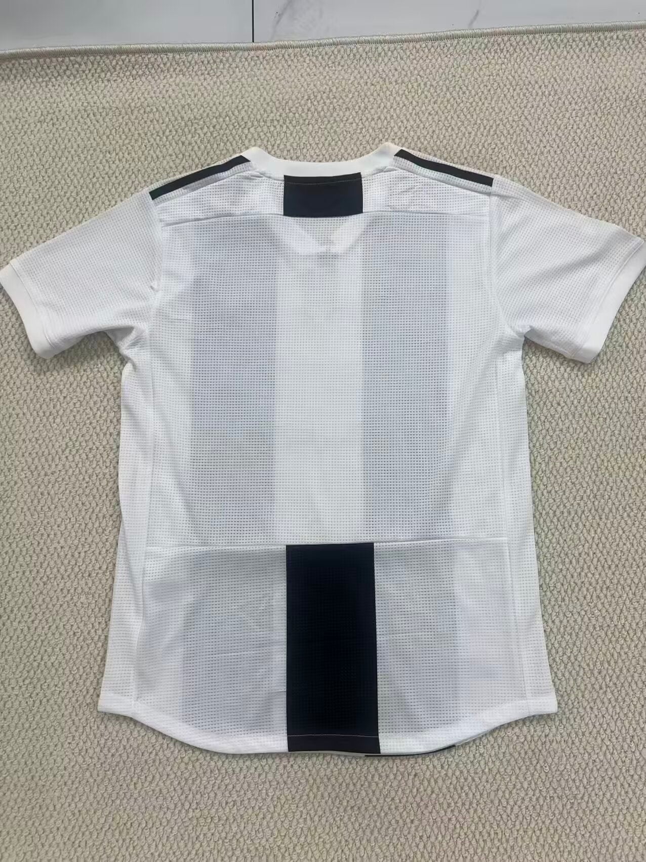Retro Juventus Home player Jersey 2018-2019