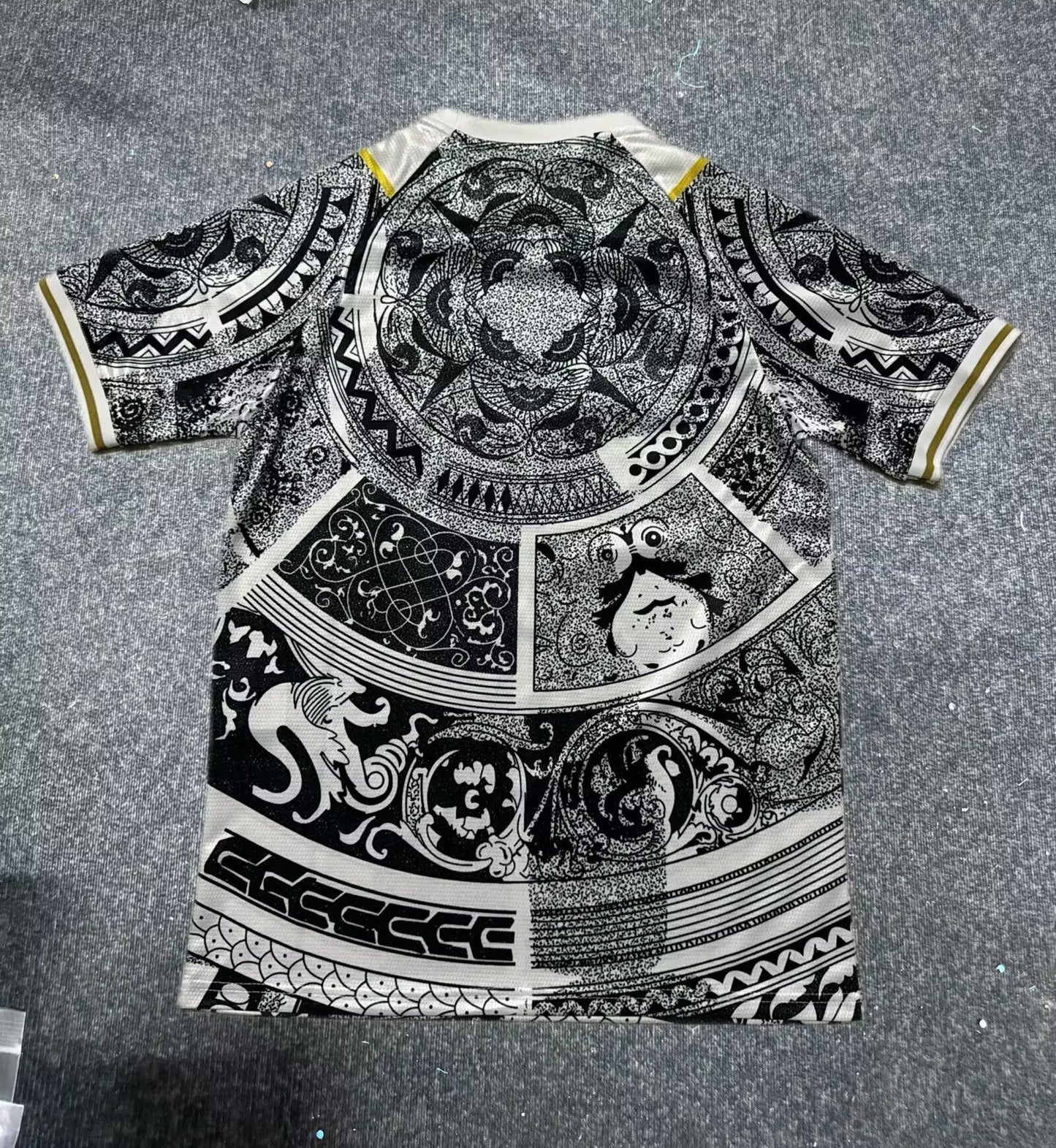 Italy 2024/2025 Fan Version Football Jersey