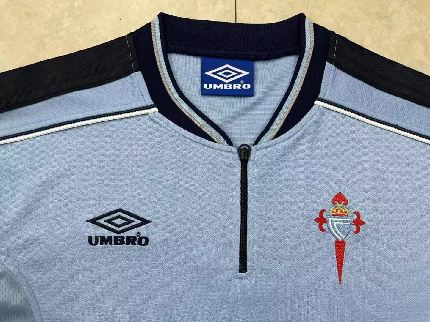 Retro RC Celta 1999/2000 Home Football Jersey