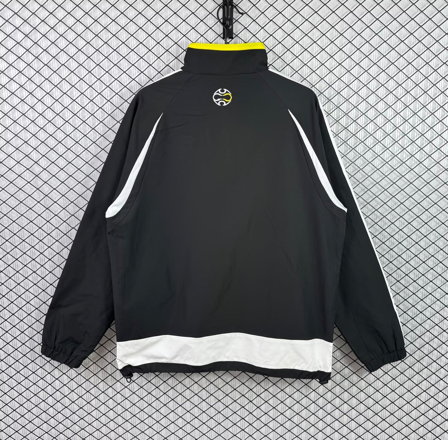 Retro Real Madrid Windbreaker Windbreaker Jersey 2006-2007