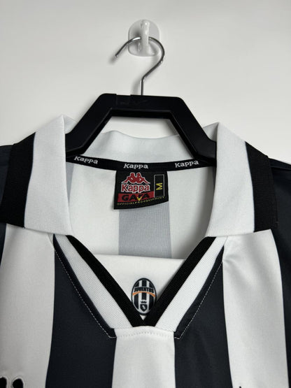 Retro Juventus 1995/1997 Home Football Jersey