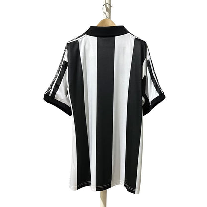 Retro Newcastle United 1980/1982 Home Fan Version Football Jersey