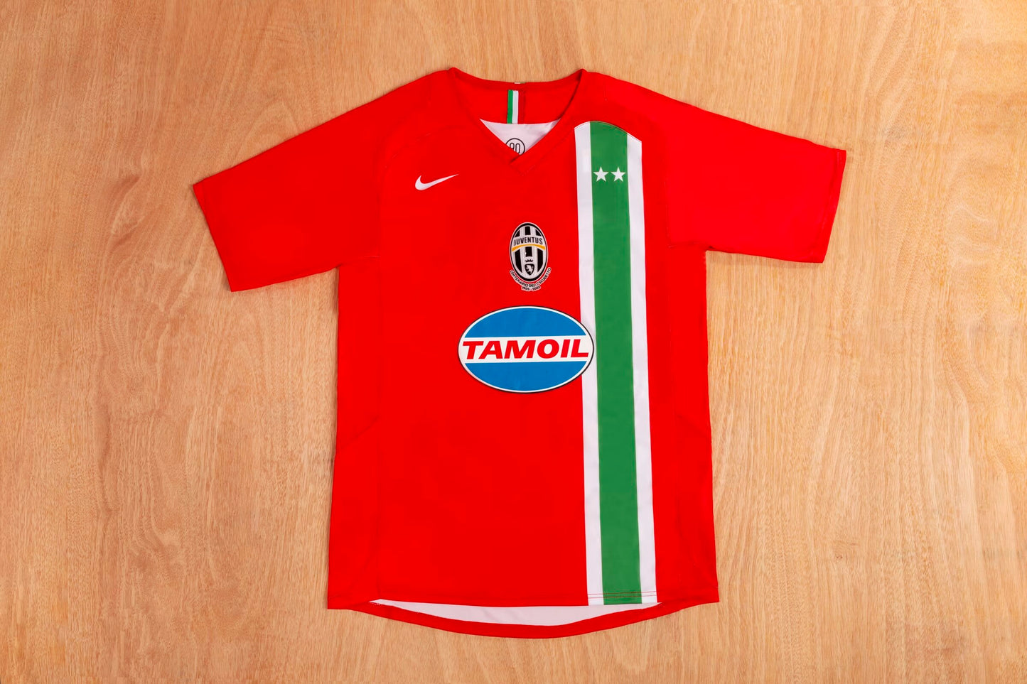 Retro Juventus 2005/2006 Away Football Jersey