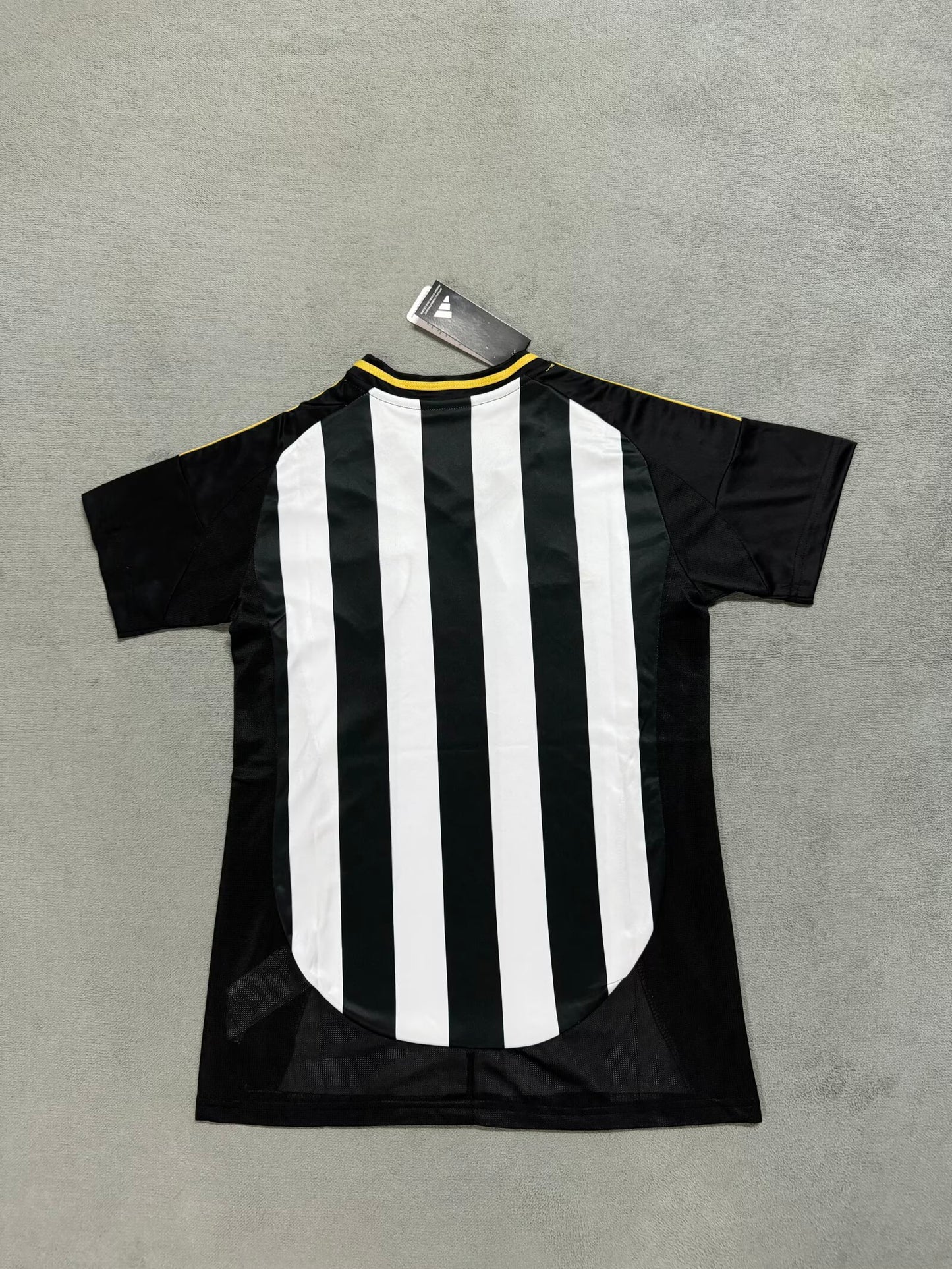 Brazil 2025/2026 Women Home Fan Version Football Jersey