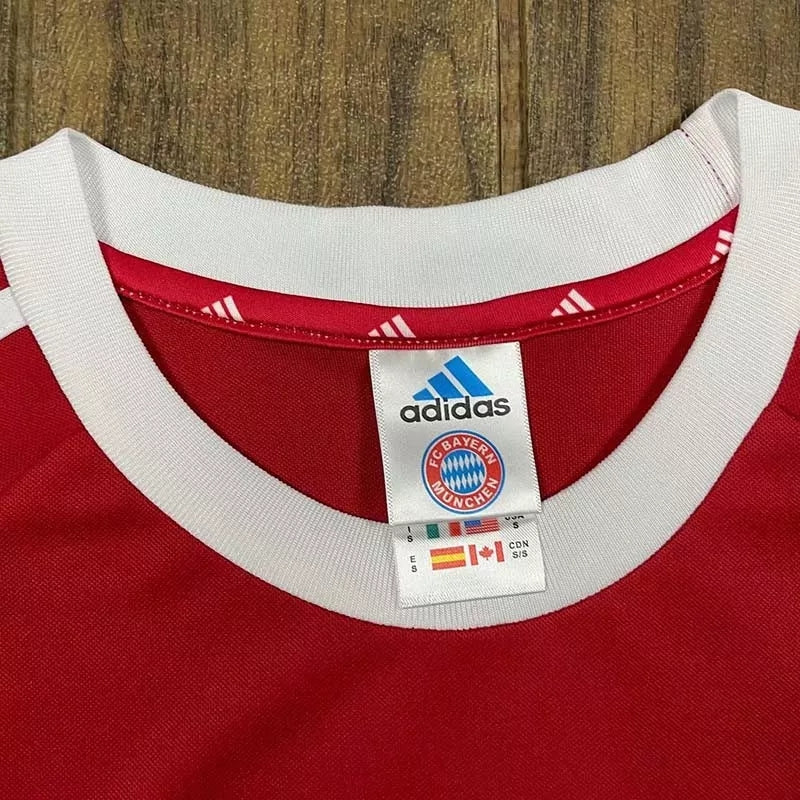 Retro Bayern Munich 2000/2001 Home Football Jersey