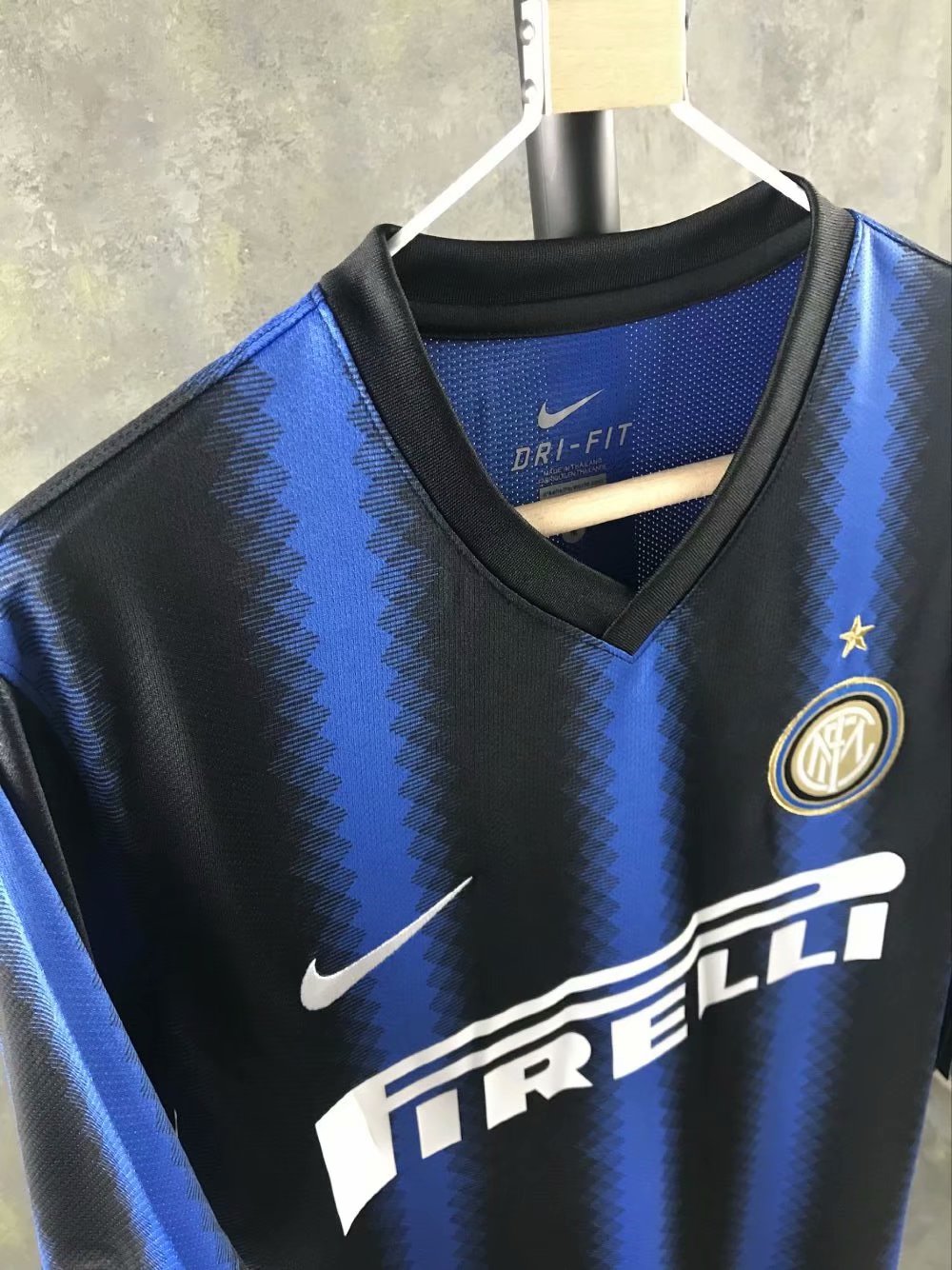 Retro Inter milan 2010/2011 Home Long Sleeve Football Jersey