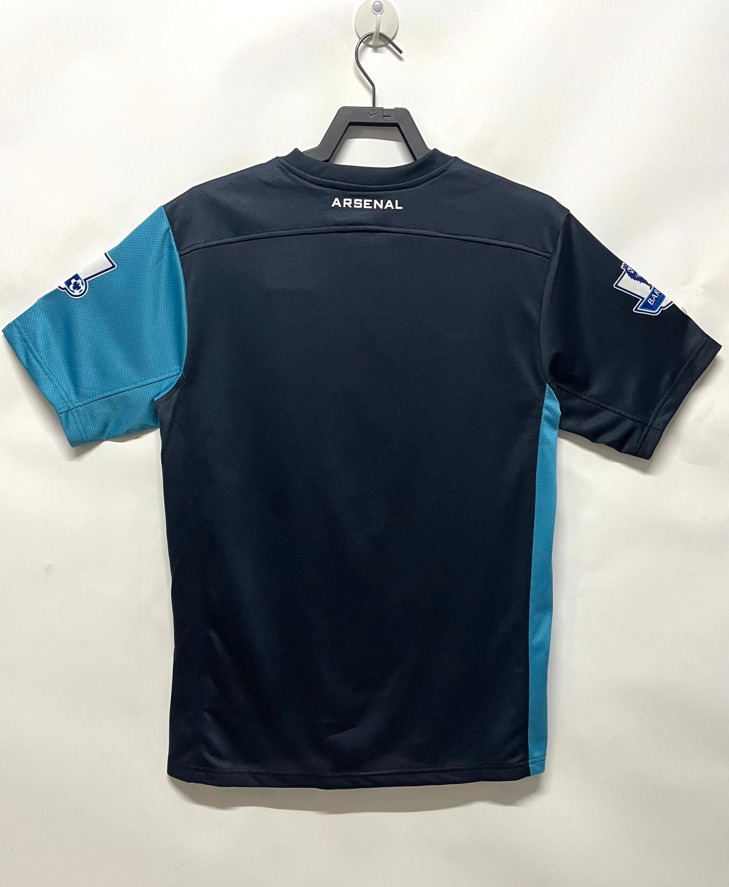 Retro Arsenal 2011/2012 Away Football Jersey