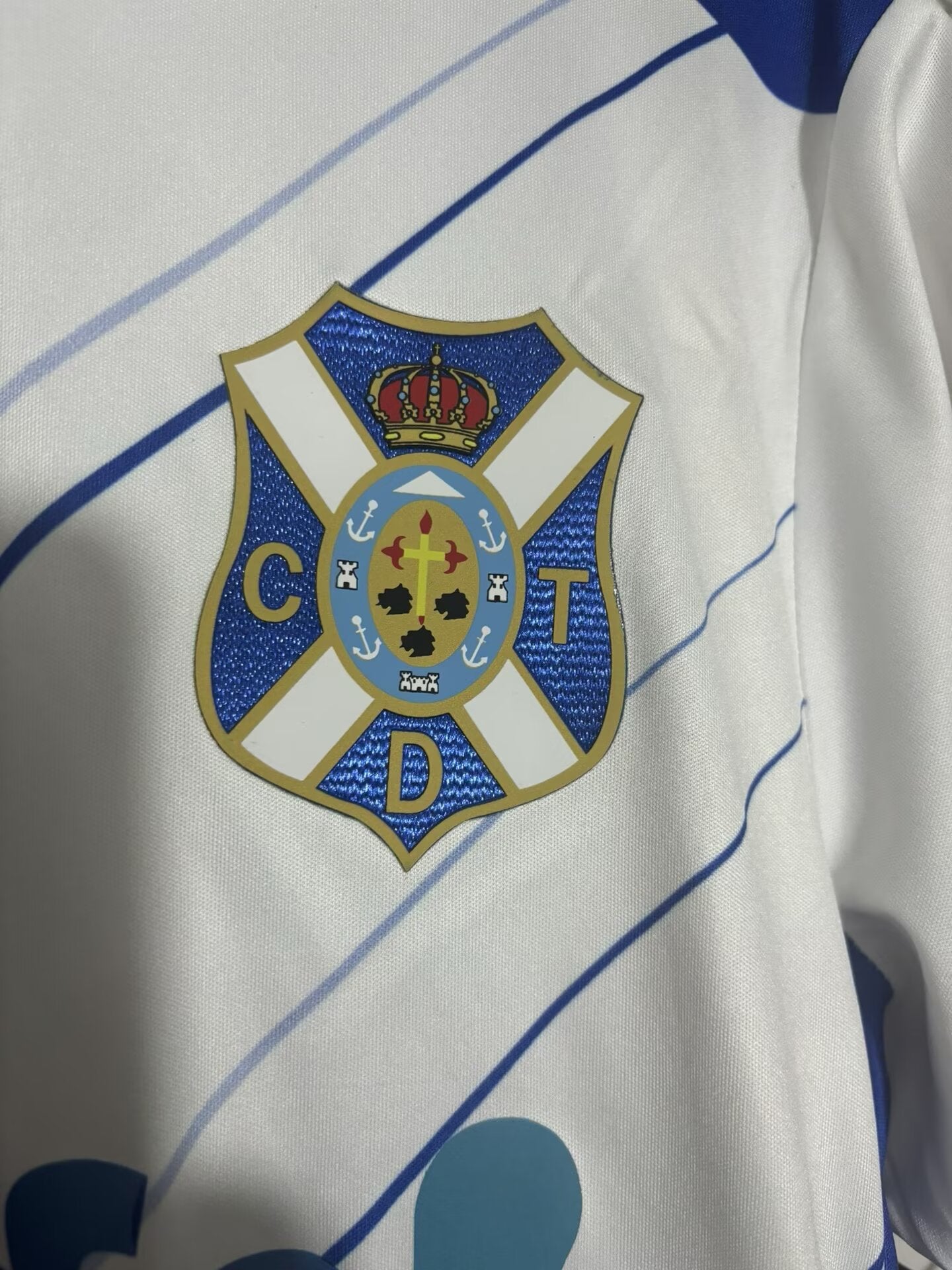 Spain-La Liga 2025/2026 Home Fan Version Football Jersey