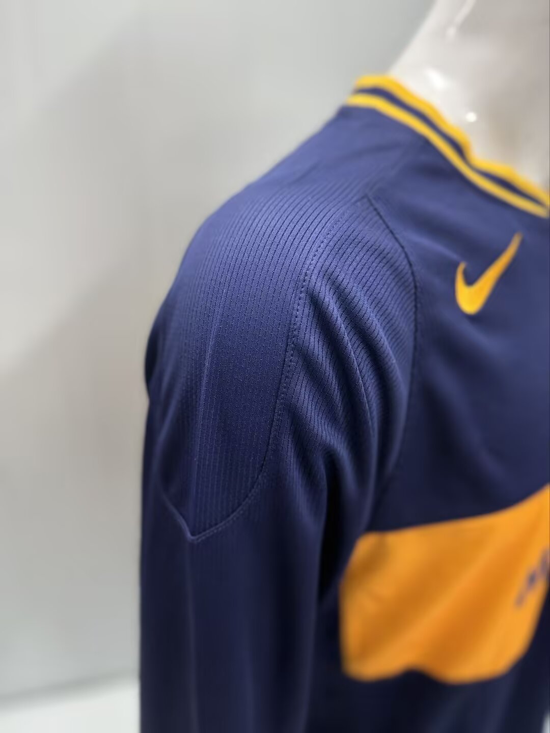 Retro Boca 2005/2006 Home Long Sleeve Football Jersey