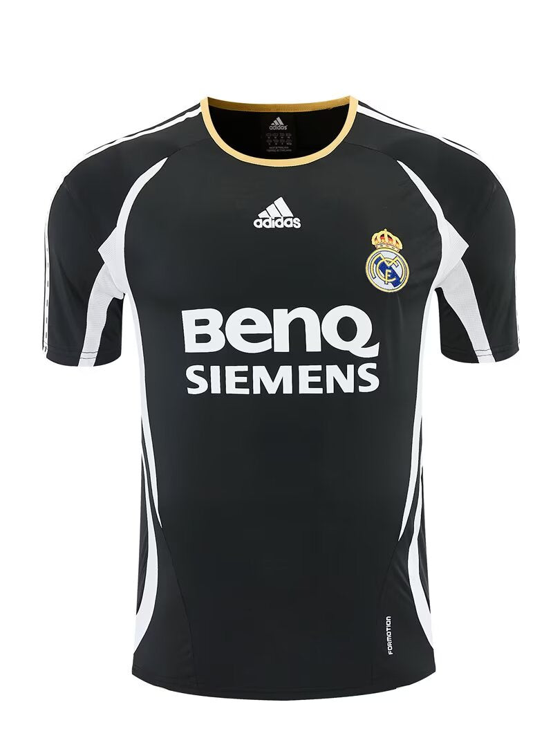 Retro Real Madrid 2006/2007 Fan Version Tracksuit