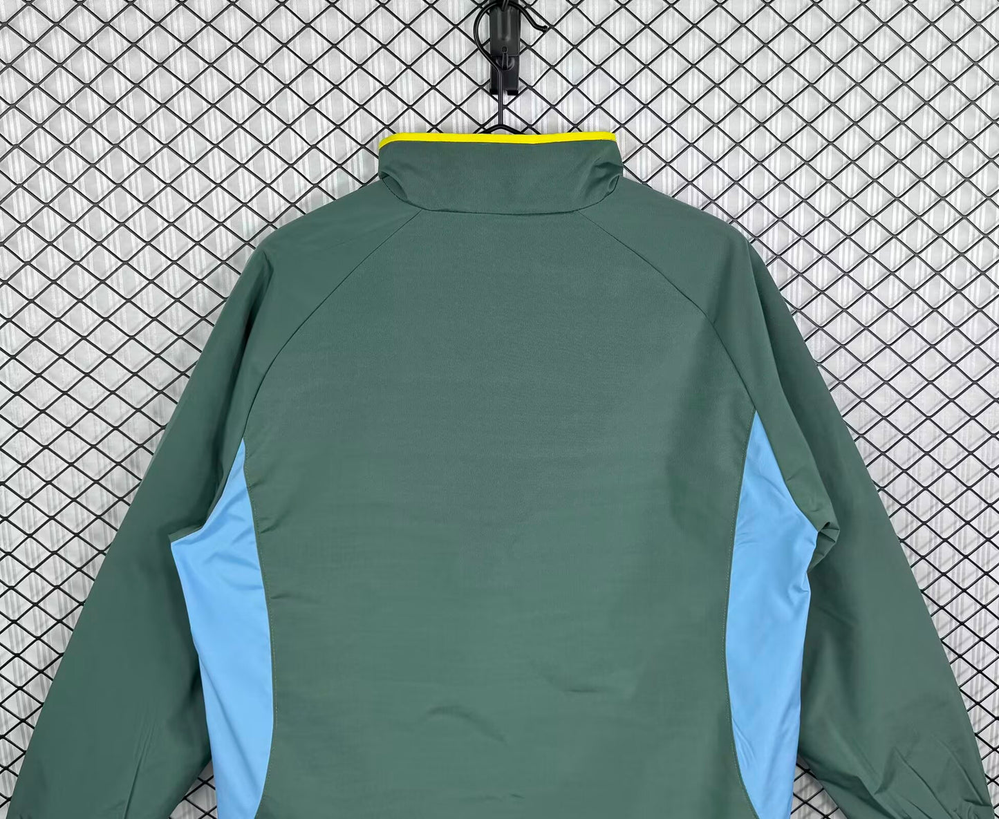 Retro Lisbon Windbreaker White Green Jersey 2002-2003
