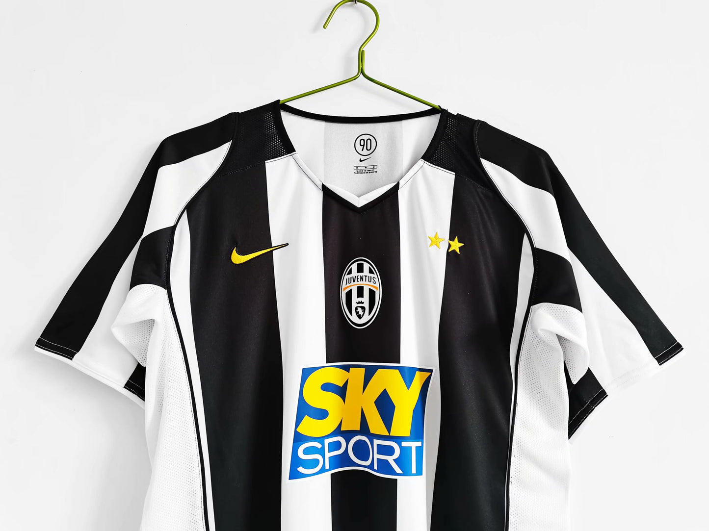Retro Juventus 2004/2005 Home Football Jersey