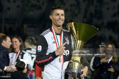 Retro Juventus 2019/2020 Home Player Version Football Jersey