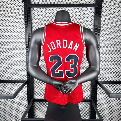 Retro Chicago Bulls 2016/2017 Football Jersey