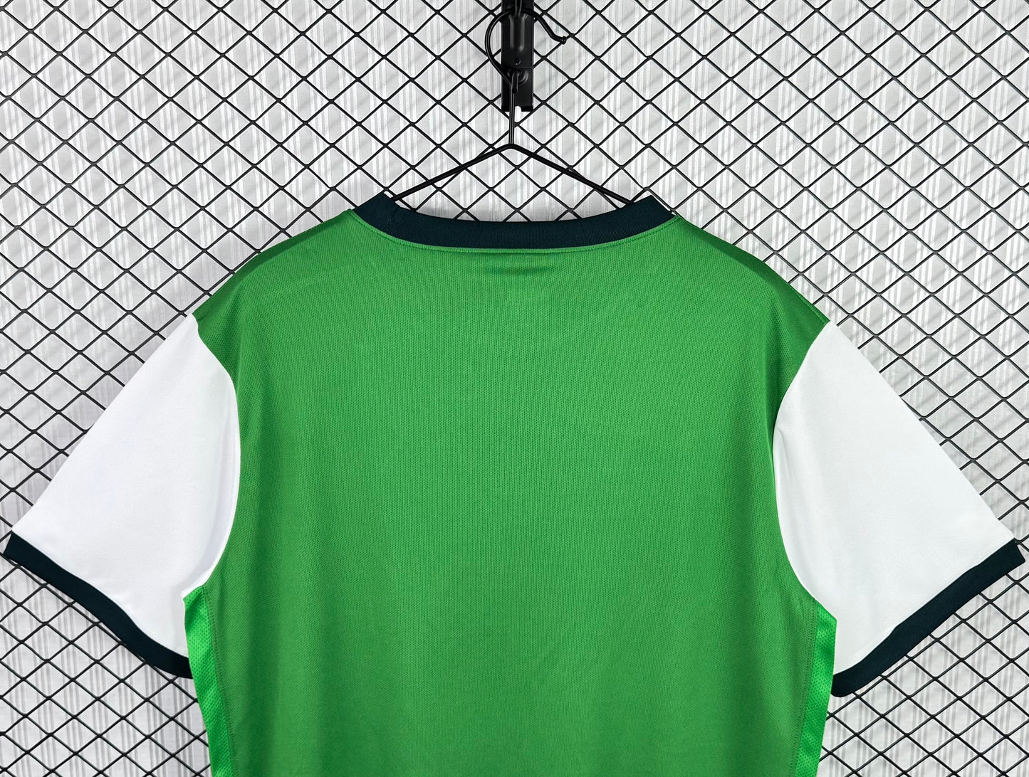 Retro Werder Bremen 2009/2010 Away Football Jersey