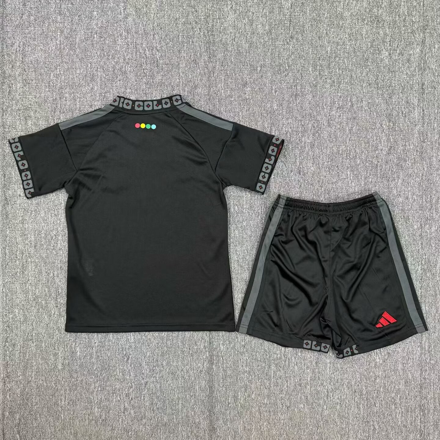 Retro Colo-Colo 2026/2027 Kids Away Fan Version Football Jersey