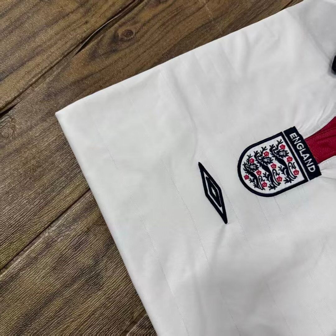 Retro England 2004/2005 Home Long Sleeve Fan Version Football Jersey