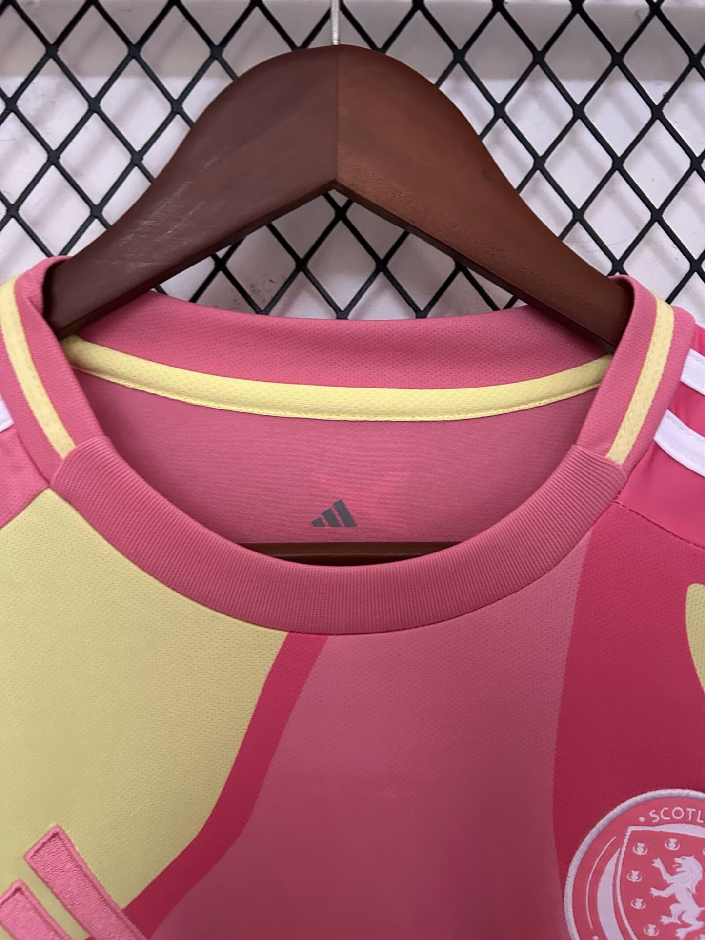 England 2025/2026 Women Away Fan Version Football Jersey