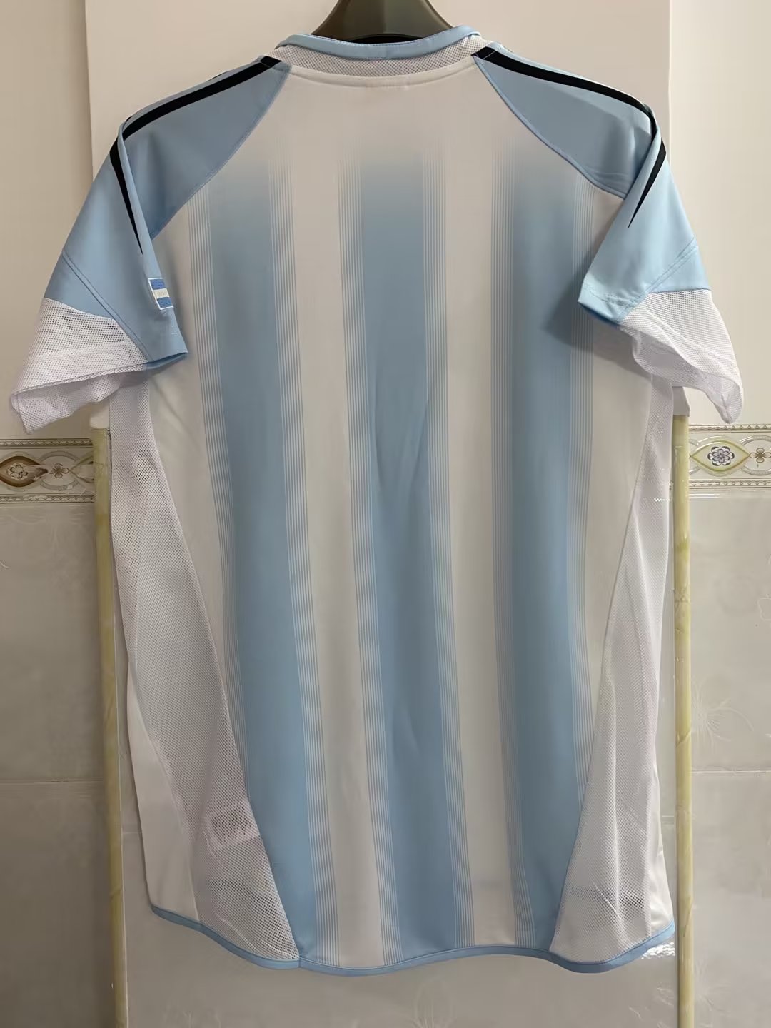 Retro Argentina 2004/2005 Home Football Jersey