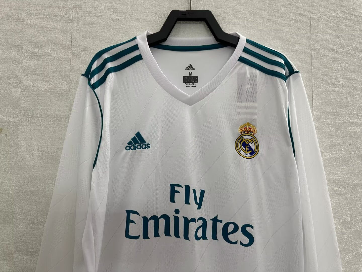 Retro Real Madrid 2017/2018 Home Football Jersey