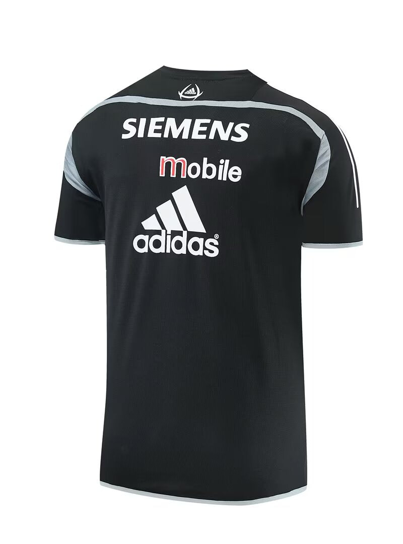 Retro Real Madrid 2004/2005 Fan Version Tracksuit