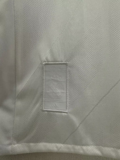 Retro Real Madrid 2017/2018 Home Football Jersey