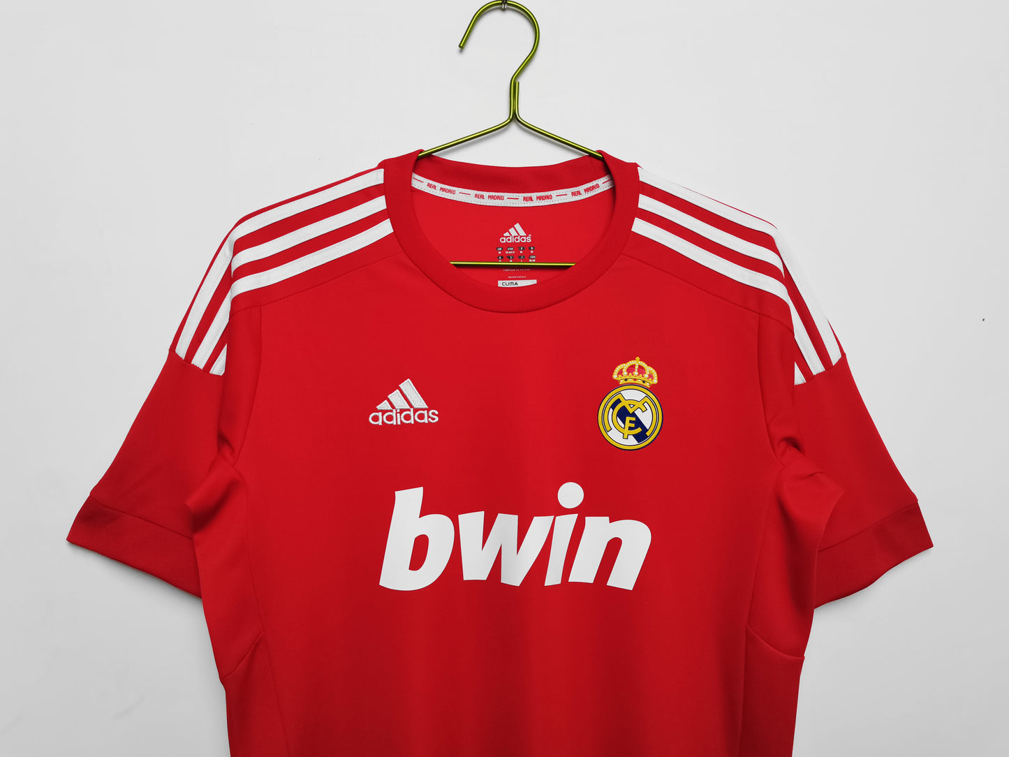 Retro Real Madrid 2011/2012 Away Football Jersey