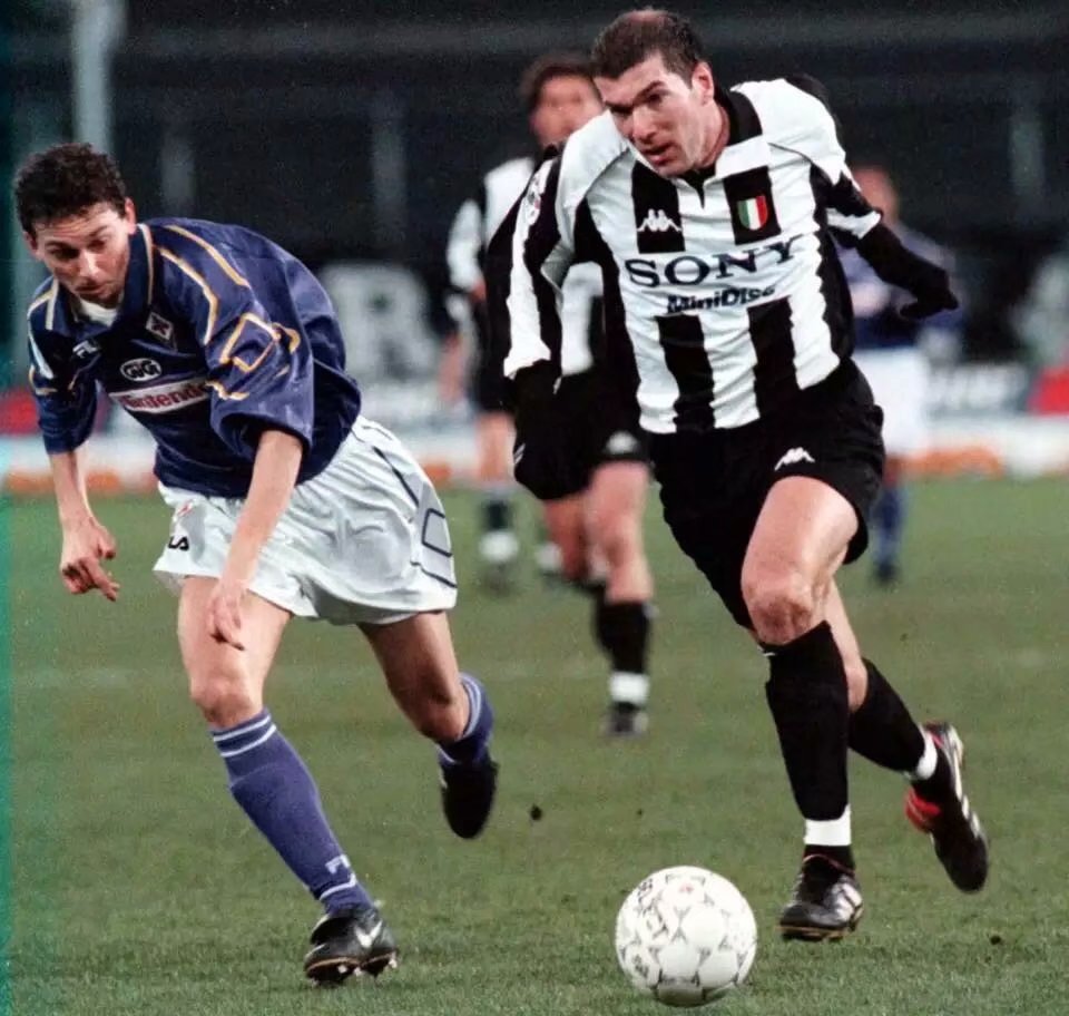 Retro Juventus 1997/1998 Home Long Sleeve Football Jersey